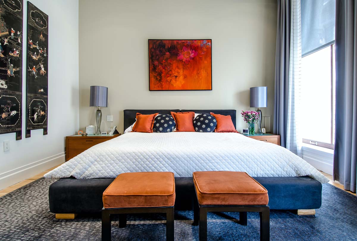the bed room with modern wall arts
